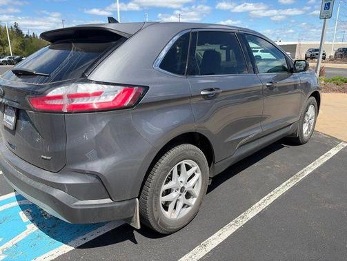 Gray Metallic 2024 Ford Edge SEL