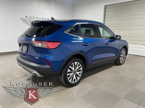 2022 Ford Escape Titanium