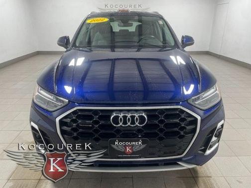2022 Audi Q5 45 S line quattro Premium