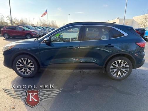 2020 Ford Escape Titanium