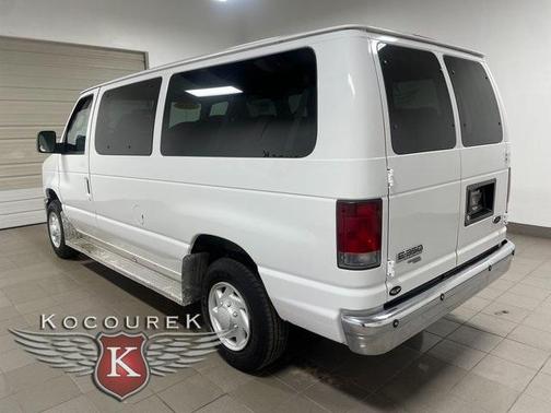 2008 Ford E350 Super Duty XL