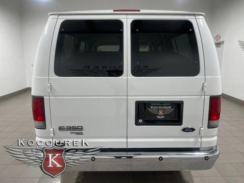 2008 Ford E350 Super Duty XL