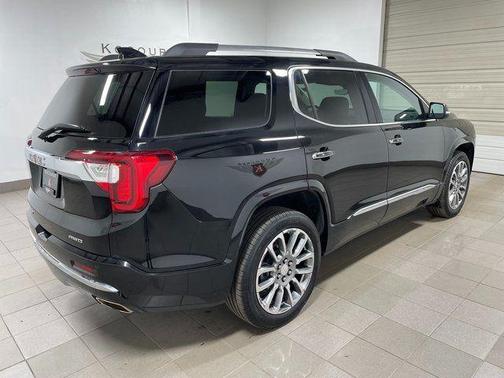 Ebony Twilight Metallic 2022 GMC Acadia Denali