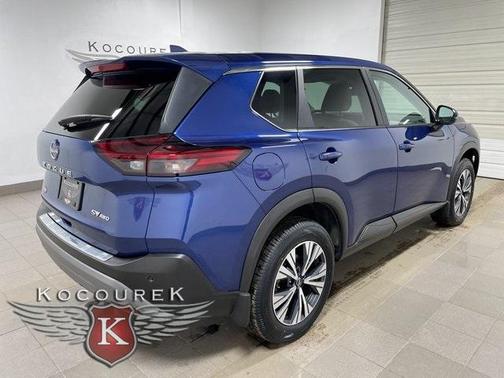 2022 Nissan Rogue SV