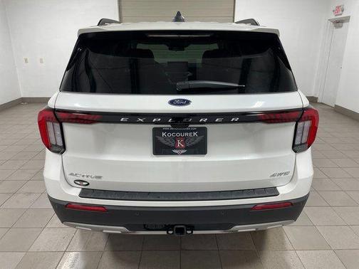 Star White 2026 Ford Explorer Active