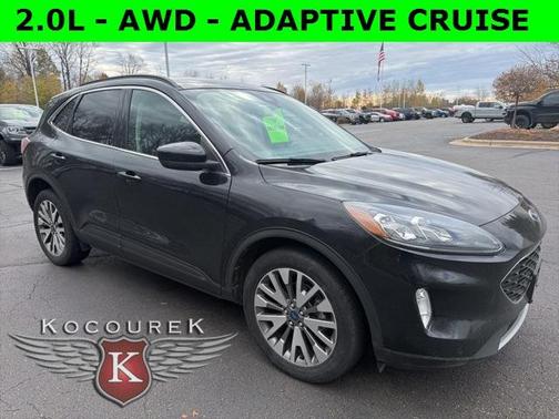 2022 Ford Escape Titanium