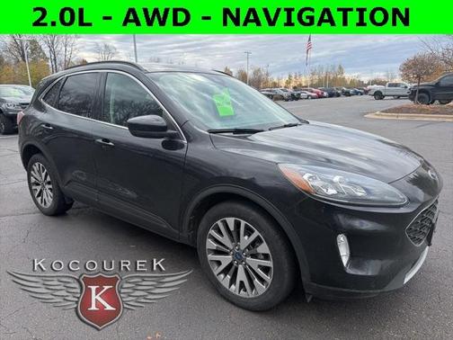 2022 Ford Escape Titanium