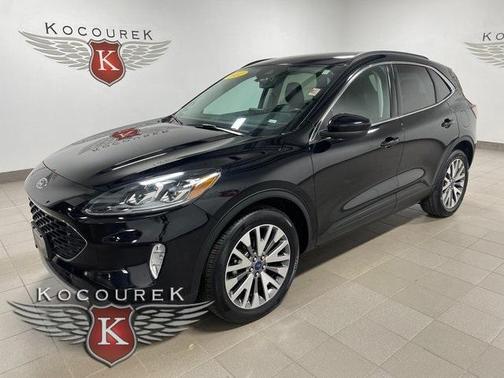 2022 Ford Escape Titanium