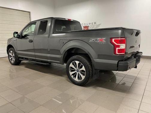 Photo 4 of 27 of 2019 Ford F-150 XL