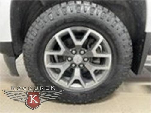 2021 GMC Canyon AT4 w/Leather