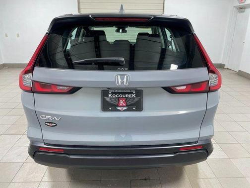 Urban Gray Pearl 2024 Honda CR-V LX