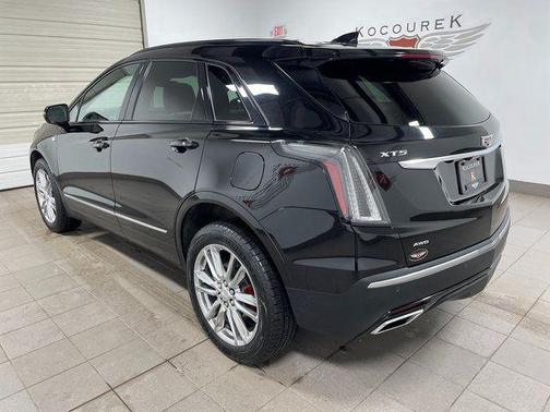 2022 Cadillac XT5 Sport