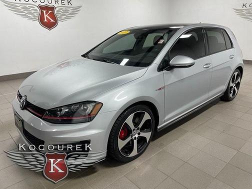 2017 Volkswagen Golf GTI SE 4-Door
