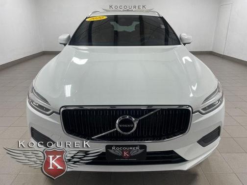 2020 Volvo XC60 T5 Momentum