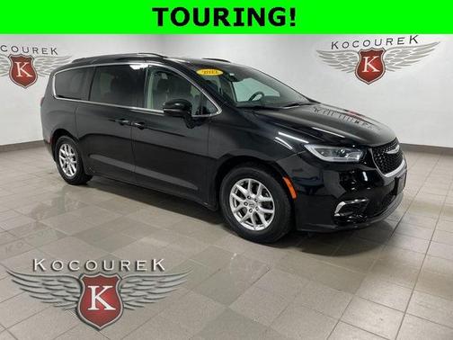 2022 Chrysler Pacifica Touring-L
