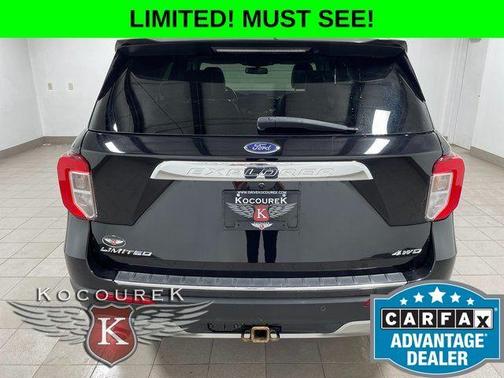 Black 2022 Ford Explorer Limited