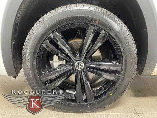 2023 Volkswagen Atlas 3.6 V6 SEL R-Line Black