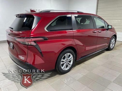 2021 Toyota Sienna 