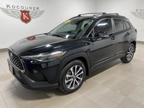 2025 Toyota Corolla Cross XLE