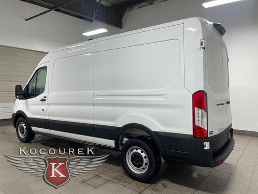 2026 Ford Transit-250 148 WB Medium Roof Cargo