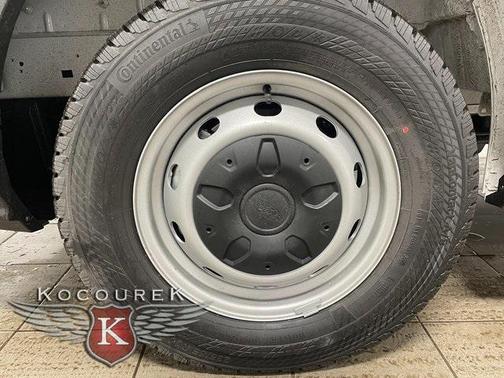 2026 Ford Transit-250 148 WB Medium Roof Cargo