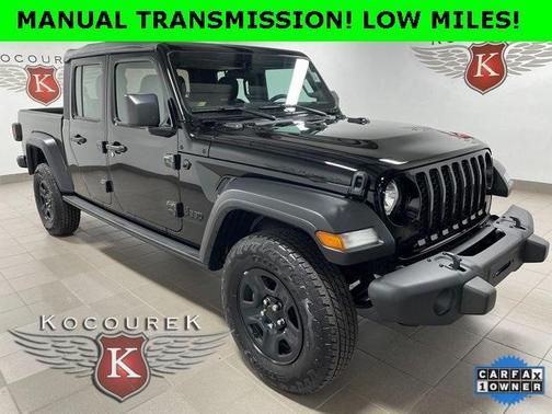 2022 Jeep Gladiator Sport