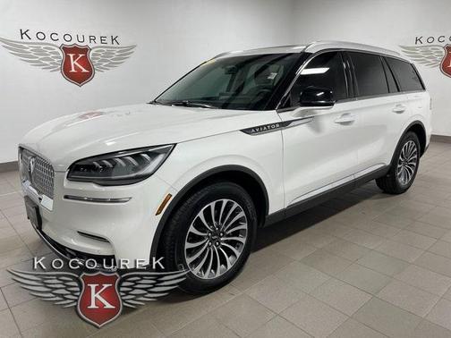 2022 Lincoln Aviator Standard AWD