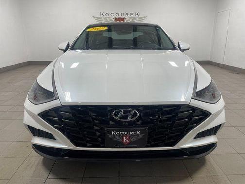 2022 Hyundai SONATA Limited