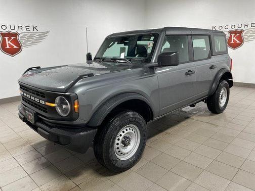 Carbonized Gray Metallic 2026 Ford Bronco Base