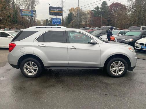 Photo 4 of 21 of 2011 Chevrolet Equinox LTZ