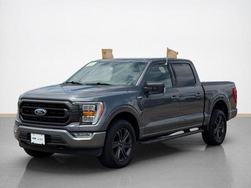 CARBONIZED GRAY METALLIC 2023 Ford F-150 XLT