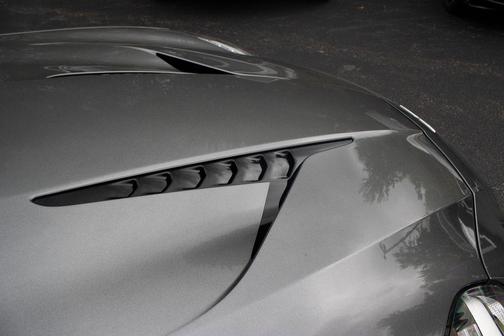 2025 Aston Martin Vanquish V12