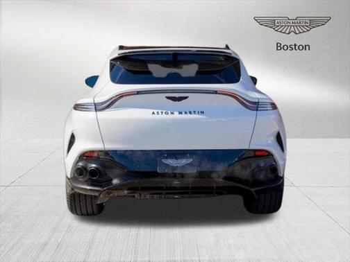 2024 Aston Martin DBX 707