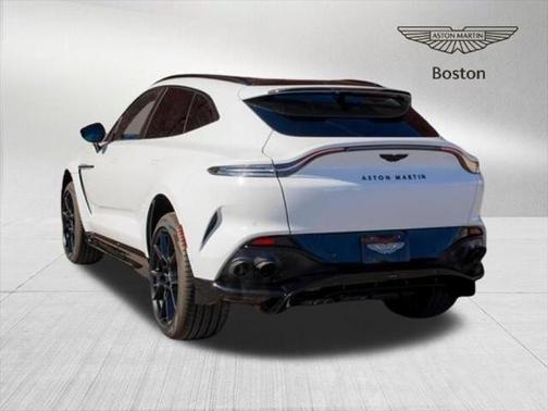 2024 Aston Martin DBX 707