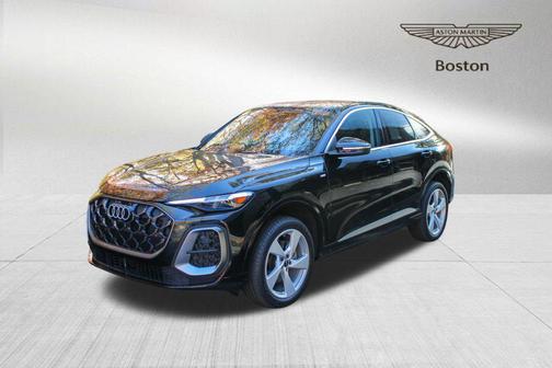 Mythos Black Metallic 2025 Audi Q5 Premium Plus TFSI quattro S tronic