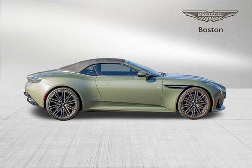 2025 Aston Martin DB12 Volante