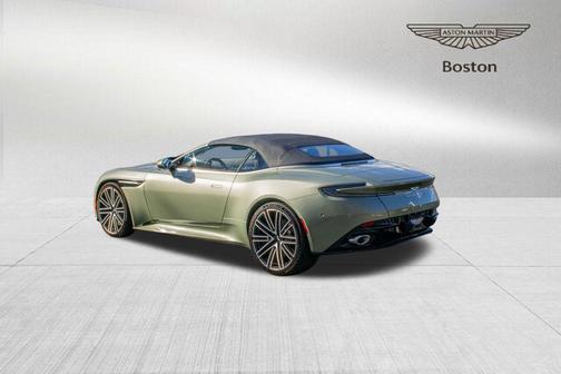 2025 Aston Martin DB12 Volante