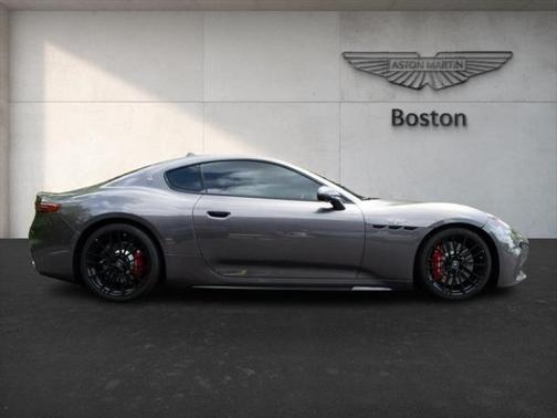 2024 Maserati GranTurismo Trofeo