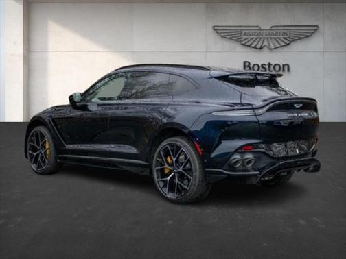 2025 Aston Martin DBX 707