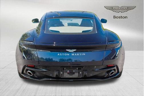 2024 Aston Martin DB12