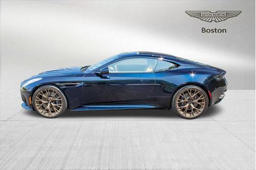 2024 Aston Martin DB12
