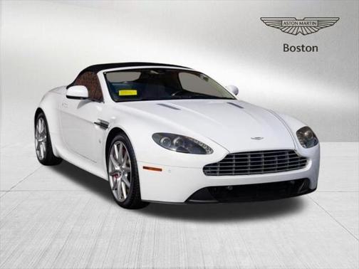 2015 Aston Martin V8 Vantage Base