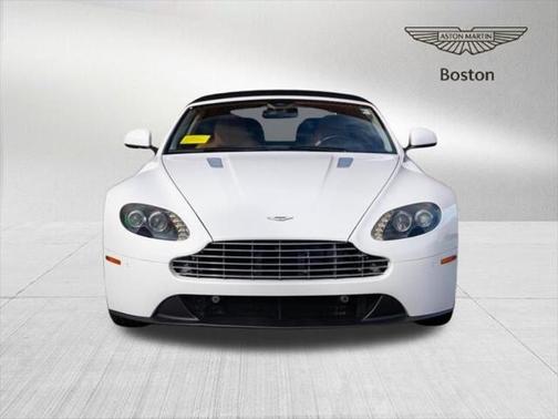 2015 Aston Martin V8 Vantage Base