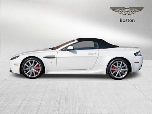 2015 Aston Martin V8 Vantage Base