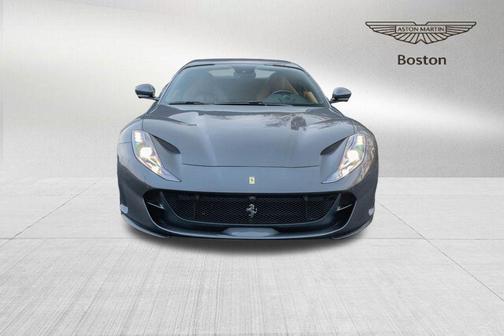 2022 Ferrari 812 GTS Base