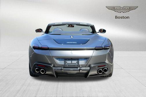 2025 Ferrari Roma Spider Base