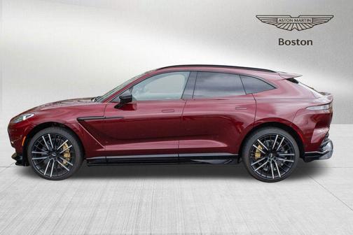 2025 Aston Martin DBX 707