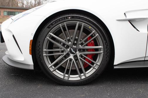 2026 Aston Martin Vantage Base