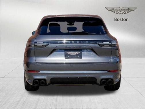 2021 Porsche Cayenne GTS