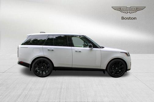 Ostuni Pearl Wht Prem Met 2025 Land Rover Range Rover P400 SE